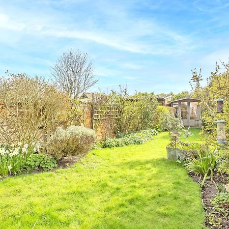 Old Post Office Cottage Walberswick Esterno foto